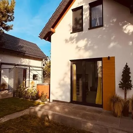 Prázdninový dům Home, Sea, Jacuzzi, For 6 People *
