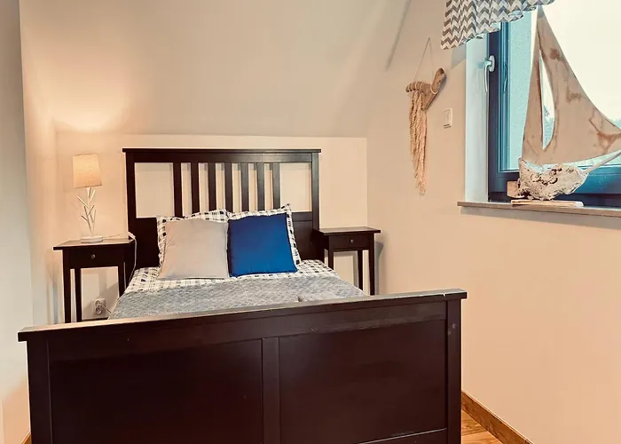 Home, Sea, Jacuzzi, For 6 People Dom wakacyjny Rozewie